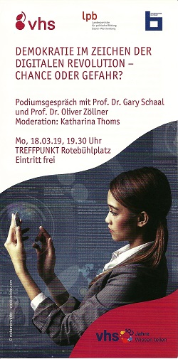 Das Plakat zur Podiumsdiskussion am 18.3.2019 (Vorlage: VHS Stuttgart) Das Plakat zur Podiumsdiskussion am 18.3.2019 (Vorlage: VHS Stuttgart)
